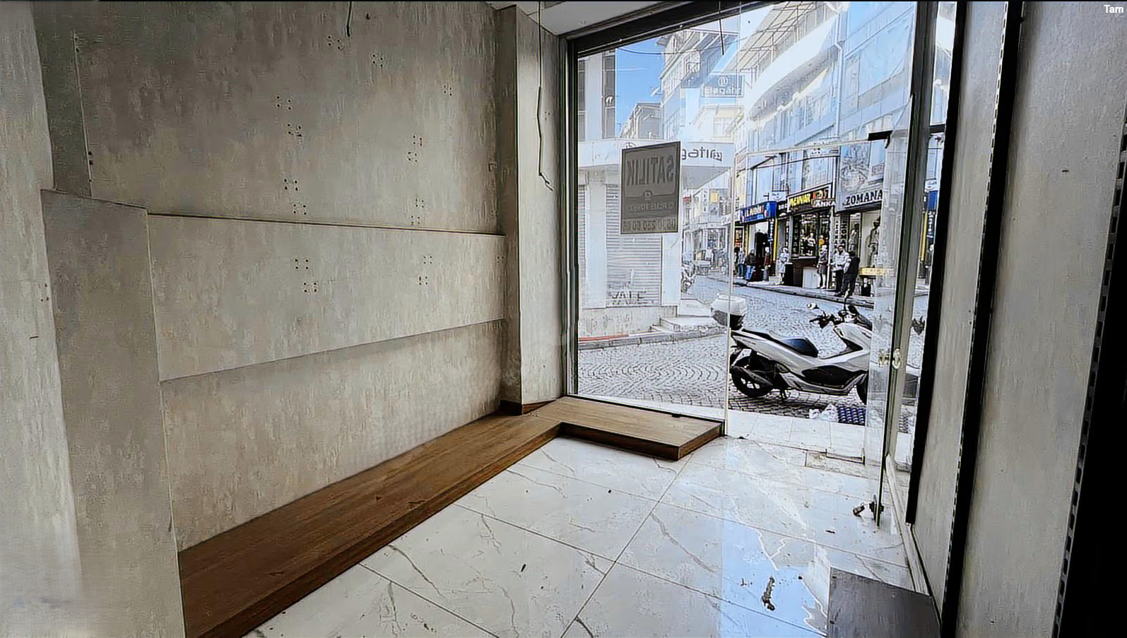 lalelisatilikdukkan (3)